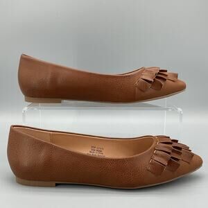 NEW Journee Collection Women’s Judy Pointed Toe Flats Tan Size 9.5W